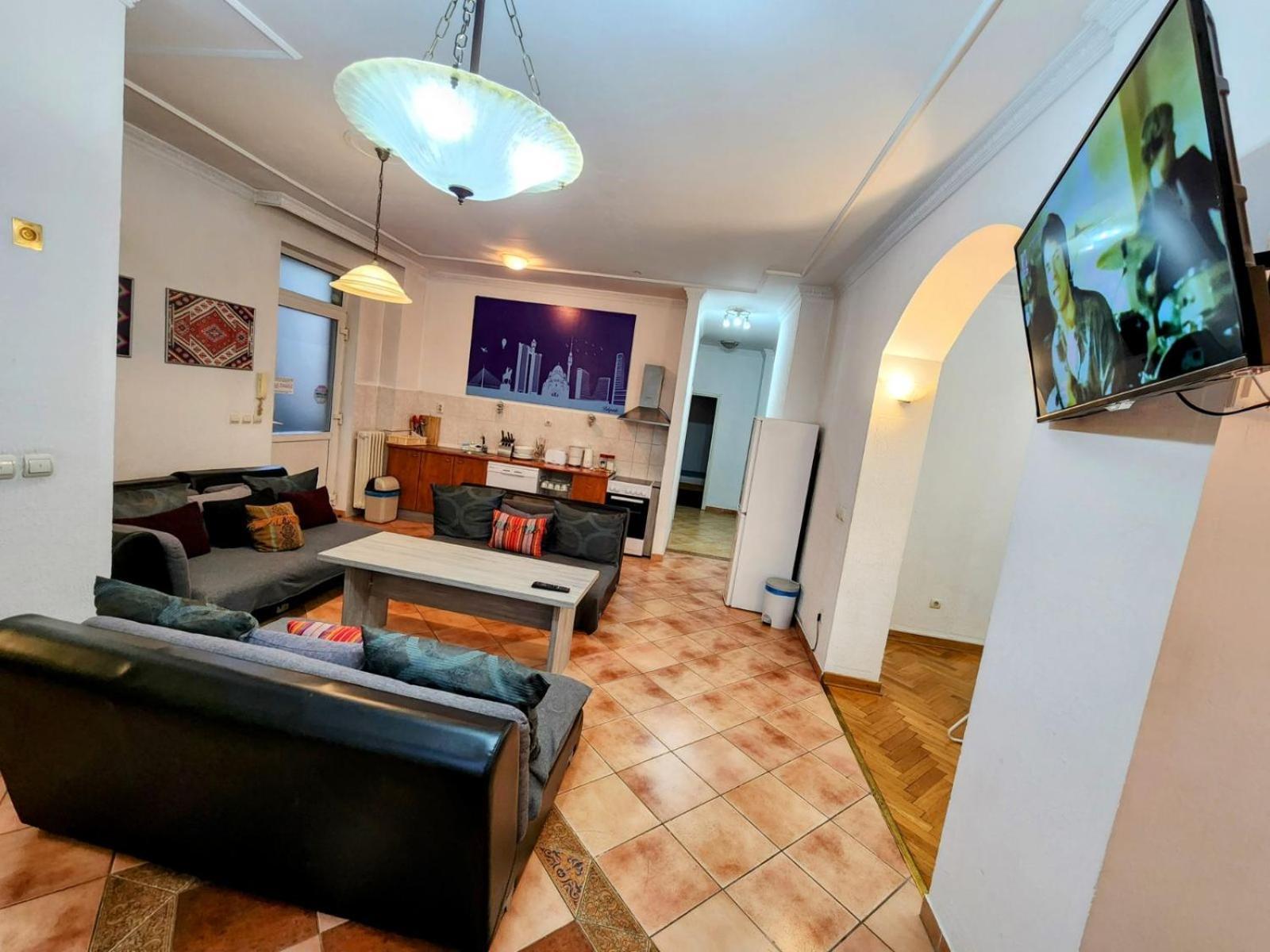 Authentic Belgrade Centre Apartments For Large Groups, Republic Square - Up To 47 People In 5 Apartments Стая снимка