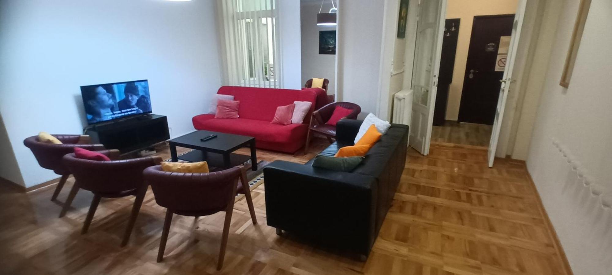 Authentic Belgrade Centre Apartments For Large Groups, Republic Square - Up To 47 People In 5 Apartments Стая снимка