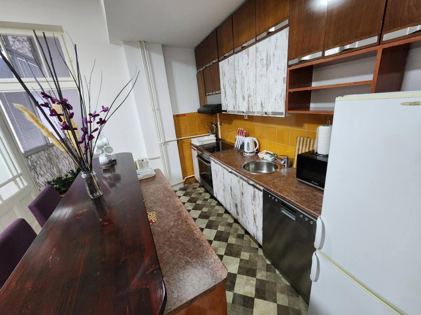 Authentic Belgrade Centre Apartments For Large Groups, Republic Square - Up To 47 People In 5 Apartments Стая снимка
